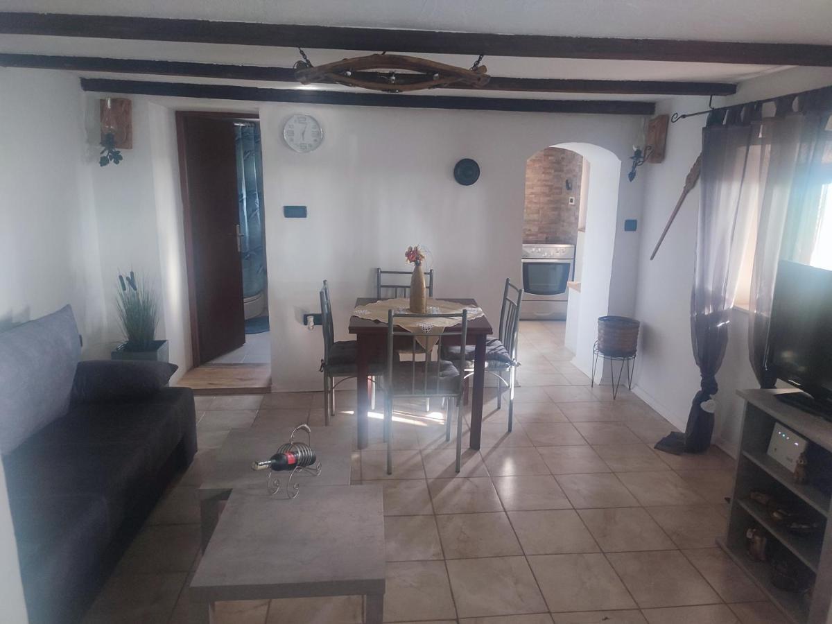 Holiday Home Lucija "" Private House With Pool "" Jablanac Bagian luar foto
